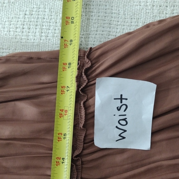 NWT KLD Caught Crushing Ruffle Dress In Rustic Rose Curves size Large - Picture 11 of 14